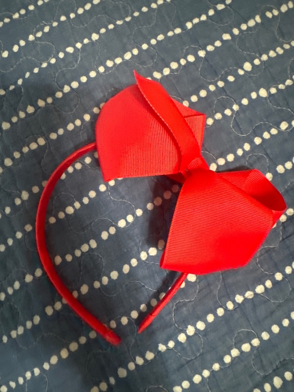 Red bow headband - Picture 1 of 1